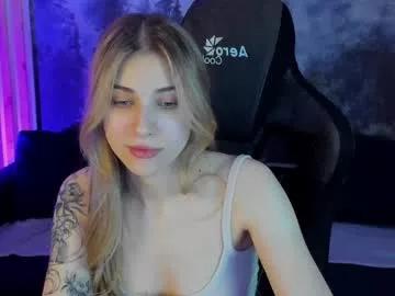 elliecutes from Chaturbate