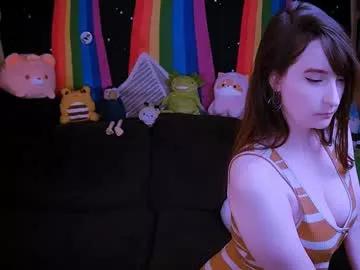 ellieobey from Chaturbate