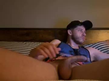 elliotsroom from Chaturbate