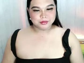 ellise_husson from Chaturbate