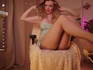 elly_belly from Chaturbate