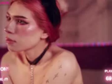 elly_clark from Chaturbate