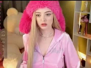 ellyford from Chaturbate