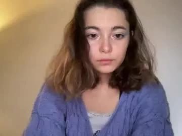 Ellynella from Chaturbate