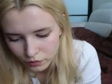 Elsafawn from Chaturbate