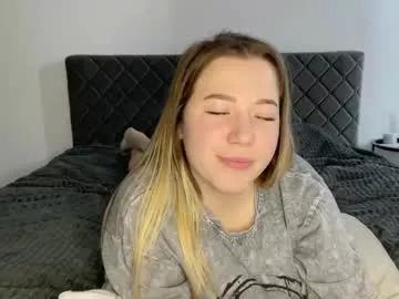 ember_bunny from Chaturbate