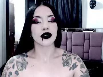 emearld_black from Chaturbate