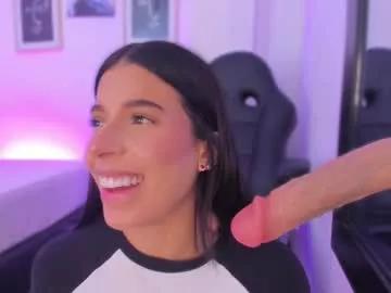 emelie_89 from Chaturbate