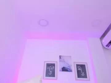 emelie_89 from Chaturbate