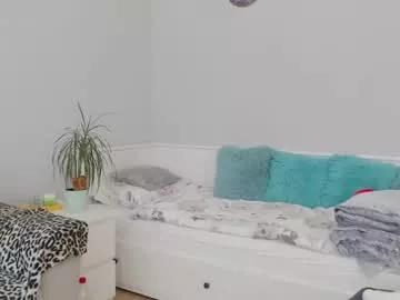 emerald_kittycat from Chaturbate