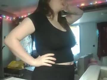 emerieskye from Chaturbate