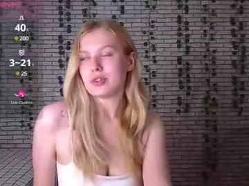emiliaduchess from Chaturbate is Freechat