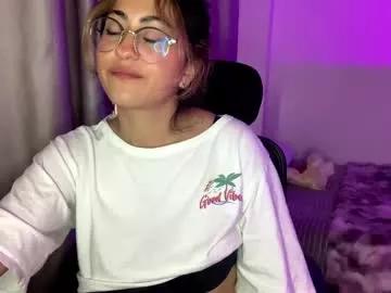 emma__bell_ from Chaturbate