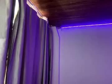 emma__bell_ from Chaturbate