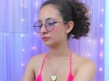 emma_belle02 from Chaturbate