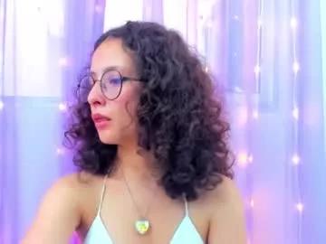 emma_belle02 from Chaturbate