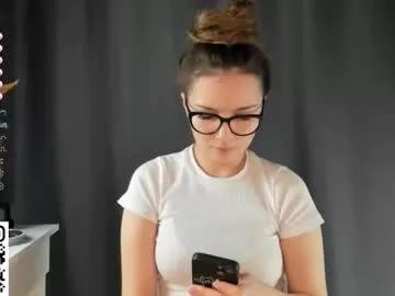 emma_groot from Chaturbate
