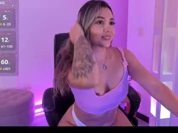 emma_jjones from Chaturbate