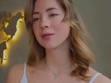 emmi_rosee from Chaturbate