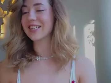 emmi_rosee from Chaturbate