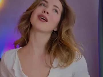 emmi_rosee from Chaturbate