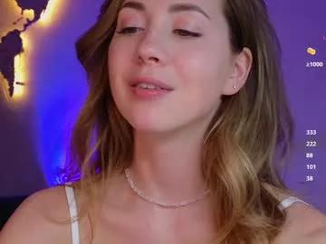 emmi_rosee from Chaturbate