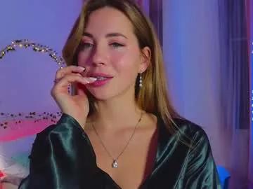 emmi_rosee from Chaturbate