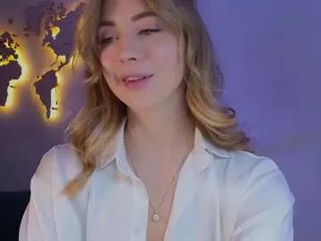 emmi_rosee from Chaturbate