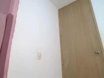 emmily_forever from Chaturbate
