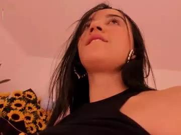 emmyevans1 from Chaturbate