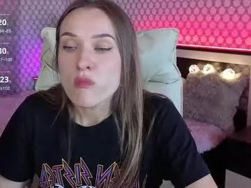 Emmyskyy from Chaturbate