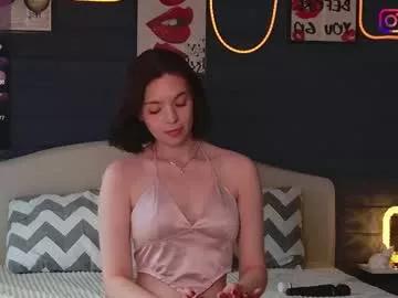eseensia from Chaturbate