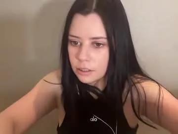 essenalaurent from Chaturbate