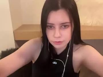 essenalaurent from Chaturbate