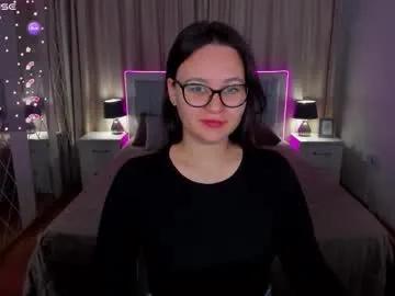 Esterplayful from Chaturbate