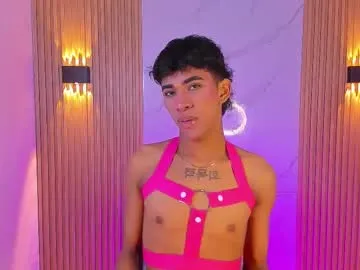 Freechat ethan_thouse on Chaturbate