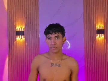 Freechat ethan_thouse on Chaturbate