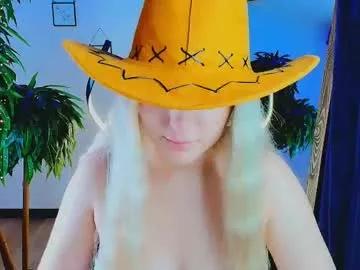 evacadooo from Chaturbate is Freechat