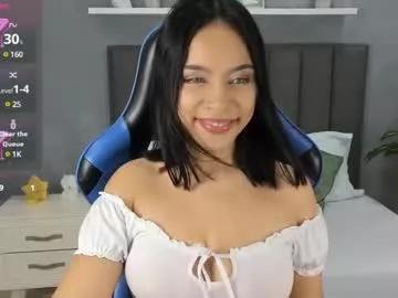 evelin_33 from Chaturbate