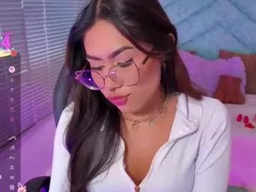 eveline_figeroa from Chaturbate
