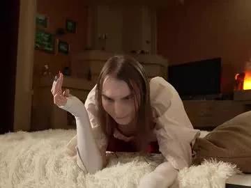 evelinemeyer from Chaturbate