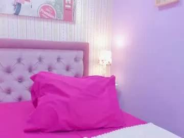 evelyn_vega from Chaturbate