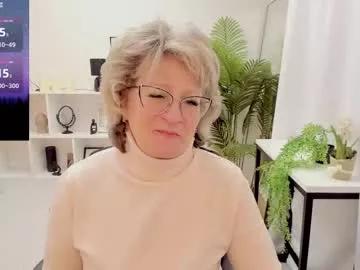 evelynblissful from Chaturbate