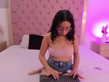 evelynharpee from Chaturbate
