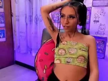 eviegothel_ from Chaturbate