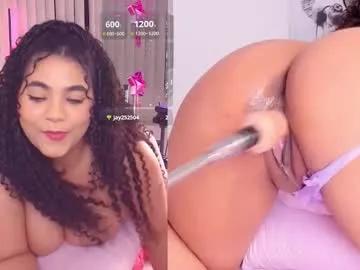 Exotic__ambar from Chaturbate
