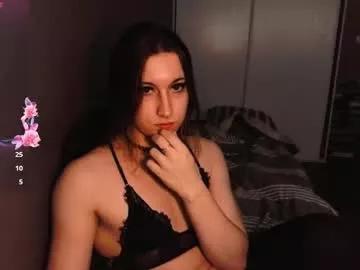 ezmeralda_casimir from Chaturbate