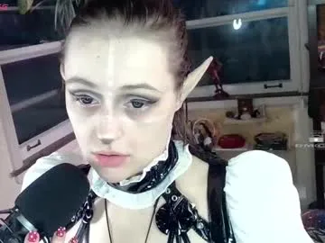 Freechat faewildflower on Chaturbate