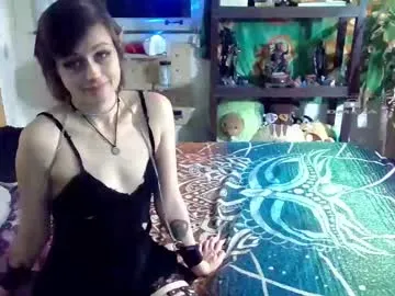Freechat faewildflower on Chaturbate