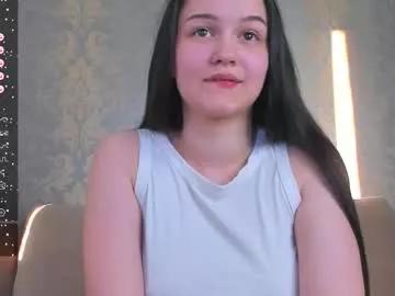Falcon_baby from Chaturbate